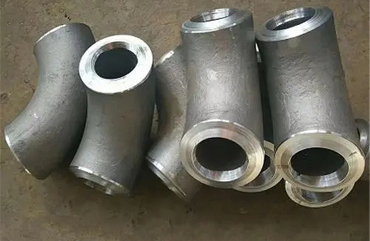 高压弯头的使用特点介绍