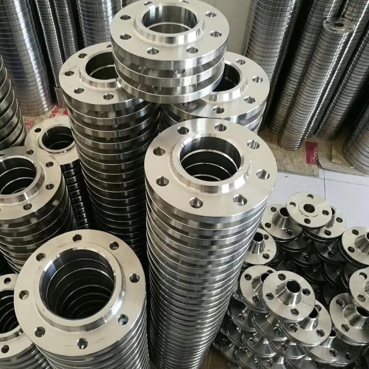 What are the differences between cold forging and hot forging of flange plates